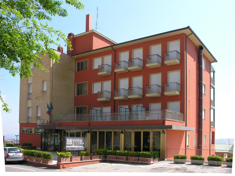 Hotel 3 Querce Camerano Dış mekan fotoğraf